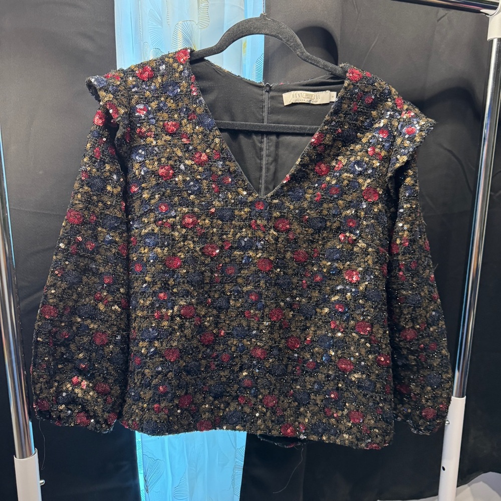 HUNTER BELL Multicolor Textured V-Neck Blouse